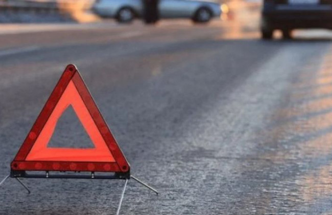 Под Львовом произошло серьезное ДТП с грузовиком: есть жертва