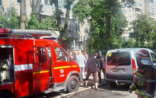 В столичной высотке вспыхнул серьезный пожар