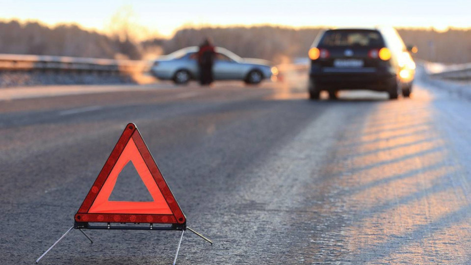 ДТП с переворотом в Харькове: водитель Жигули врезался в Range Rover
