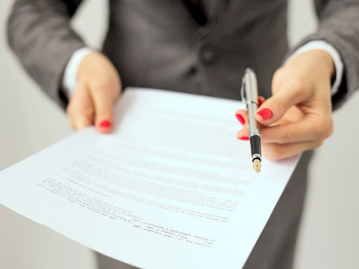 Як правильно оформити розписку про передачу грошей в завдаток