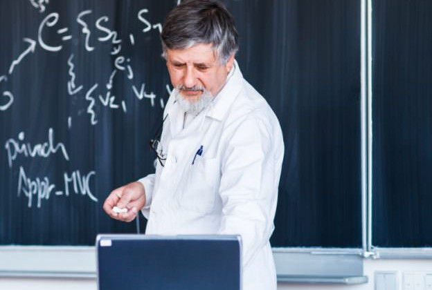 Кабмин внес изменения в Порядок присуждения научных степеней