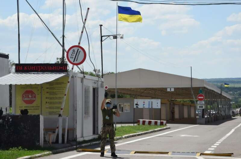 КПВВ на Донбассе во время карантина: в ООС разъяснили, как осуществляется пропуск