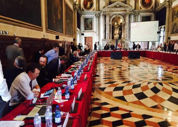 Венеційська комісія опублікувала терміновий висновок щодо законопроекту про всеукраїнський референдум