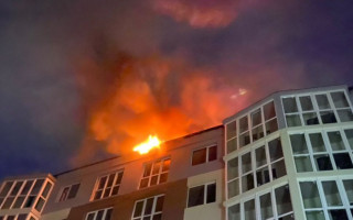 В столичной новостройке вспыхнул серьезный пожар, фото