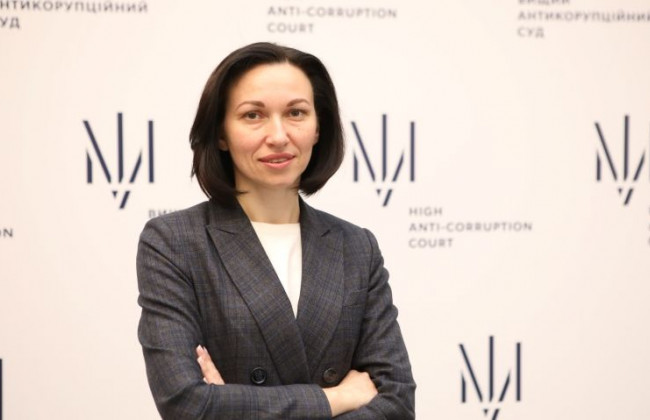 Чи справді є конфлікт між адвокатами та Вищим антикорсудом: інтерв’ю голови ВАКС Олени Танасевич