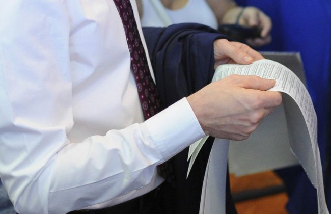 Коронавірус в Україні: чи можна проводити місцеві вибори