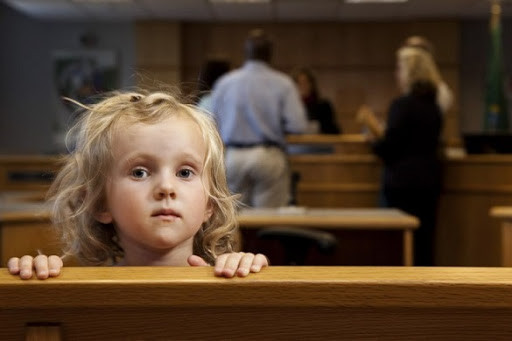 Коли не можна змінювати визначене судом місце проживання дитини: Верховний Суд вказав на важливі деталі