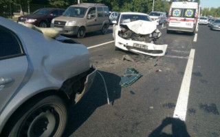 В Киеве пьяный водитель устроил серьезное ДТП, фото