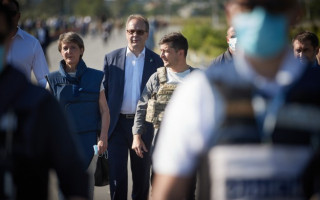 В России предложили помощь Зеленскому в расшифровке минских соглашений