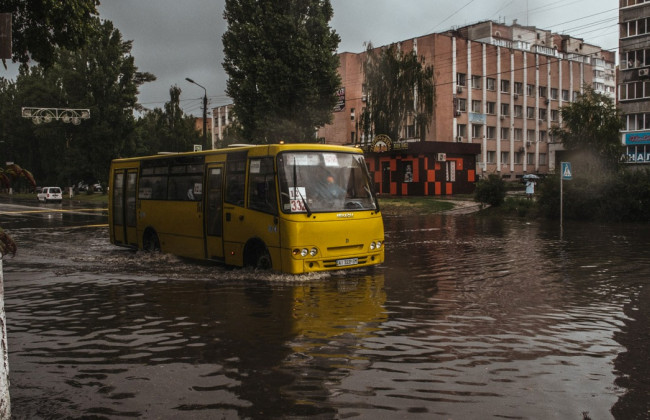 Почему Киев парализует после каждого ливня: Кличко дал ответ