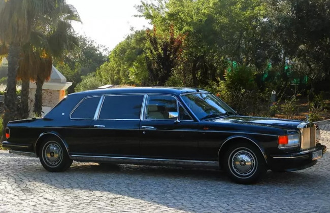 У Києві продають рідкісний лімузин Rolls-Royce