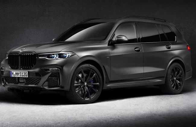 BMW представила «очень черный» сверхсовременный кроссовер: фото