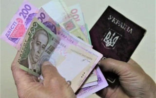 В Украине повысят минимальную пенсию: в Кабмине назвали сумму