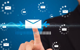 Українці зможуть отримати офіційні електронні адреси разом з паспортами