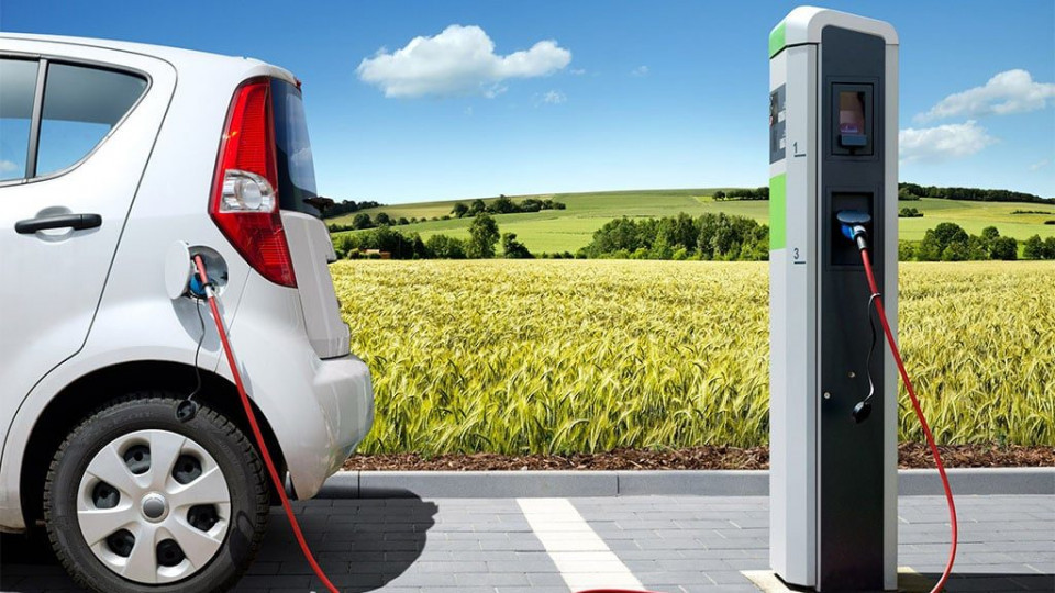 10 правил энергоэффективности: советы водителям электрокаров