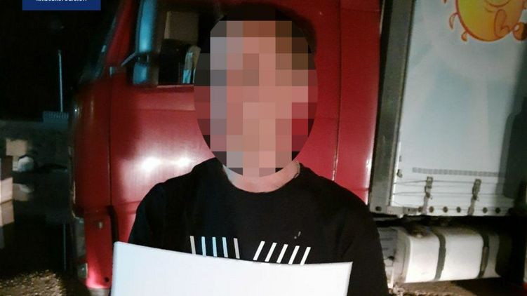 Под Киевом задержали иностранца, который вел машину в состоянии алкогольной комы
