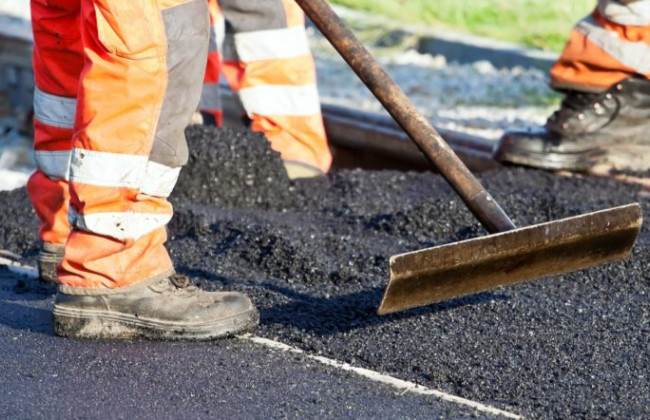 В Киеве перекрыли дорогу в Голосеевском районе: что нужно знать водителям