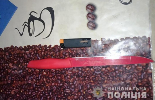 Ножом в живот: в Хмельницкой области подросток пытался убить отца