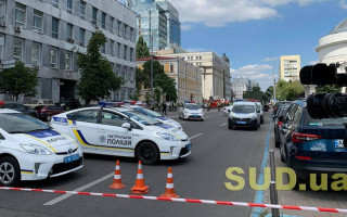Захват заложников в бизнес-центре «Леонардо»: назвали местонахождение террориста и его новое требование