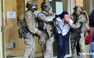Взрывотехники осмотрели помещение, которое захватывал киевский террорист: подробности