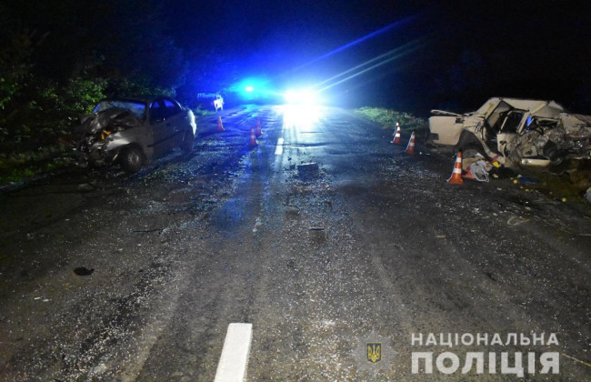 Серьезное ДТП под Киевом: четверо погибших и один пострадавший, фото