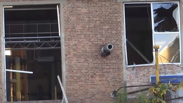 Мощный взрыв во Львове: на местном химзаводе выбило окна, видео