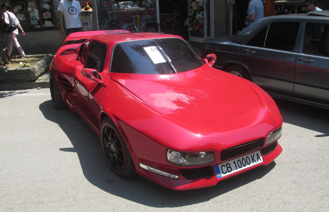 У Болгарії показали рідкісний спорткар, фото