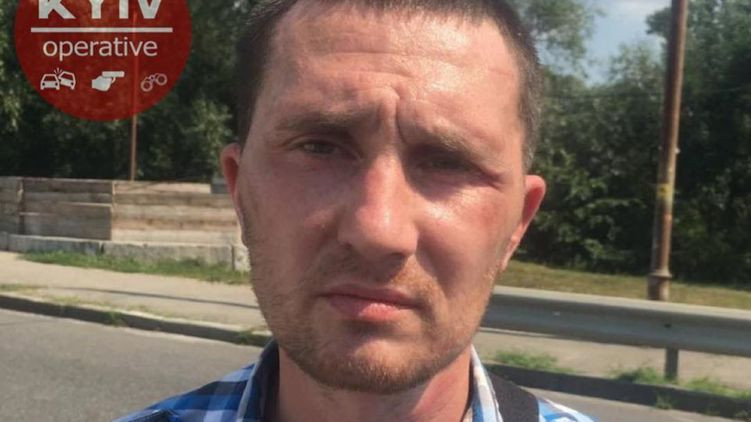 Прыгнул в окно во время обыска: в Киеве автоугонщик сбежал от копов