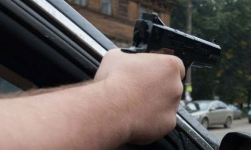 Хотів похизуватися і відкрив вогонь: на Київщині затримали стрілка