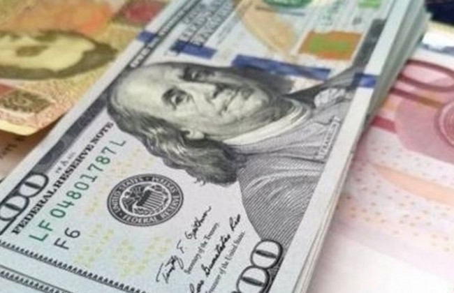 НБУ встановив новий курс долара