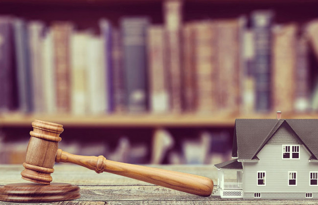 Проникнення в житло боржника має бути вмотивованим: судова практика