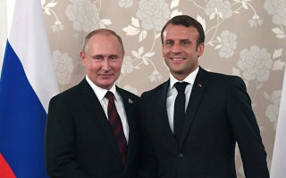 Путин обсудил Донбасс с президентом Франции: подробности