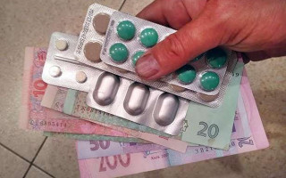 Українці зізналися, скільки коштів витрачають на ліки щомісяця