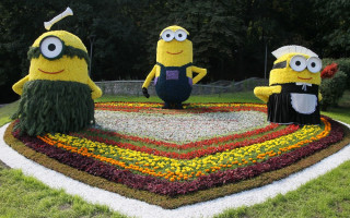 В Киеве на Певческом поле открылась уникальная цветочная выставка: фото