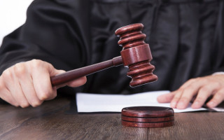 Зміни до КПК щодо здійснення кримінального провадження в суді першої інстанції колегією суддів: коментарі соцмереж