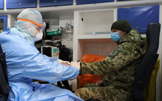 В українській армії 449 хворих на COVID-19