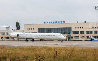 Кабмін збільшив фінансування одеського аеропорту і припинив фінансувати вінницький