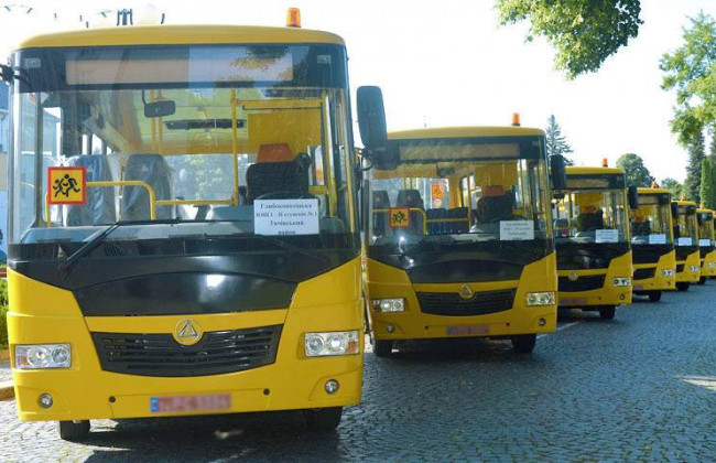 Столиця не буде запускати шкільні автобуси з 1 вересня