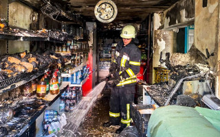 В Киеве вспыхнул серьезный пожар в магазине