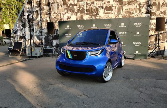 В Киеве презентовали первый в Украине инклюзивный автомобиль