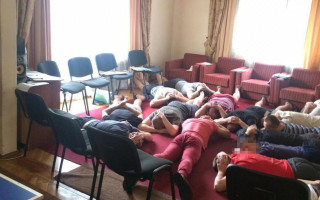 На Львівщині правоохоронці  викрили «реабілітаційний центр», де незаконно утримували десятки людей