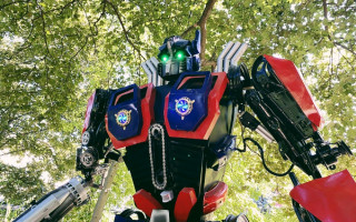 В киевском парке открыли уникальную роботовыставку с экспонатами высотой до 6 метров: фото