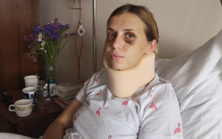 Избитая в поезде Анастасия Луговая рассказала, как ей предлагали «замять скандал»