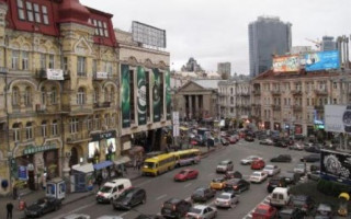 В Киеве хотят переименовать площадь Льва Толстого