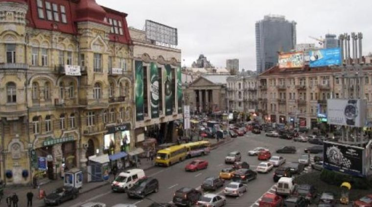 В Киеве хотят переименовать площадь Льва Толстого