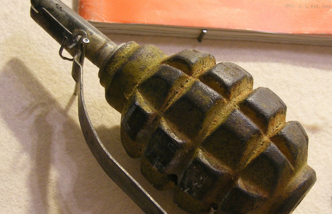 В Кривом Роге мужчина бросил гранату в знакомых: ранены 4 человека