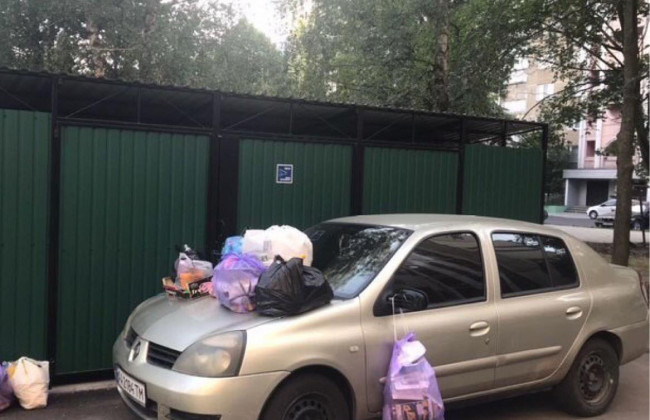 Под Киевом очередному «герою» парковки испортили настроение, фото