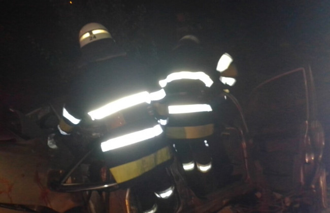 На Київщині автомобіль влетів у паркан, є загиблі