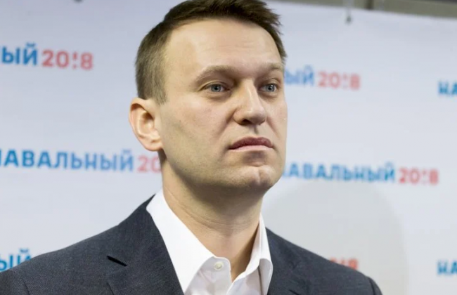 Немецкие врачи заявили об отравлении Навального: как отреагировали у Путина