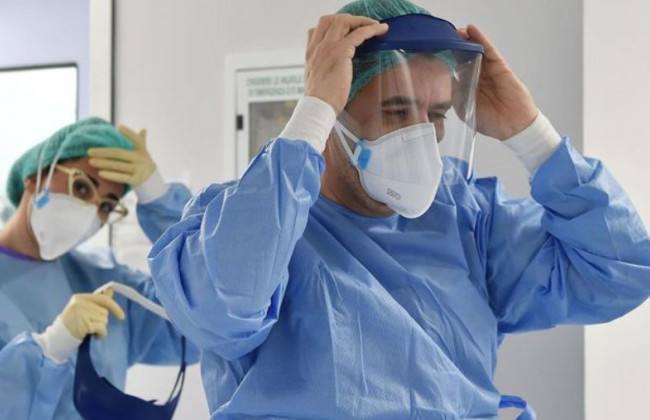 МОЗ досі не закупило захист для медиків: що відомо